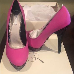Brand New - Never worn- Pink Rachel Roy Heels